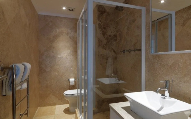 Luxury Self Catering Accommodation at Muizenberg East Beaches