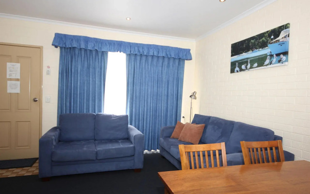Allambi Holiday Apartments
