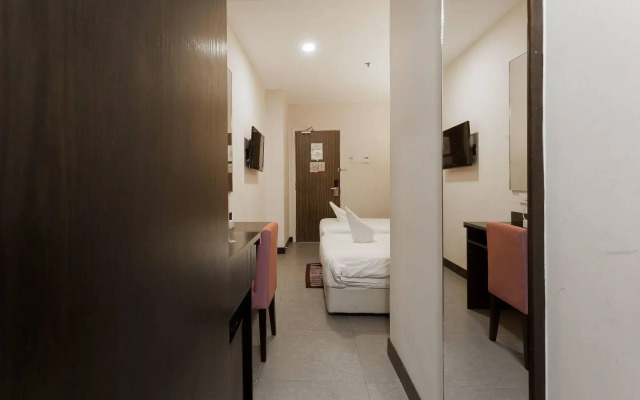ZEN Rooms Near SOGO