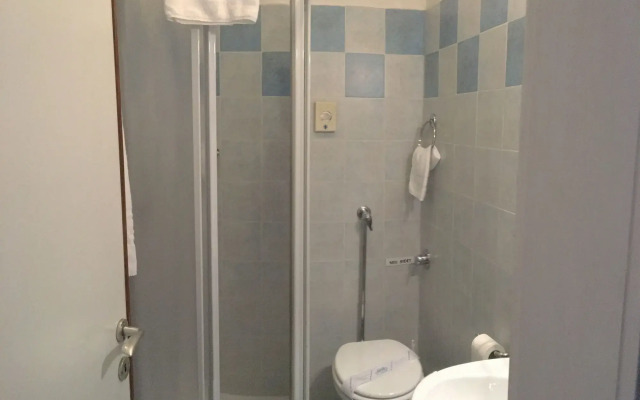 Hotel Meublé Villa Neve