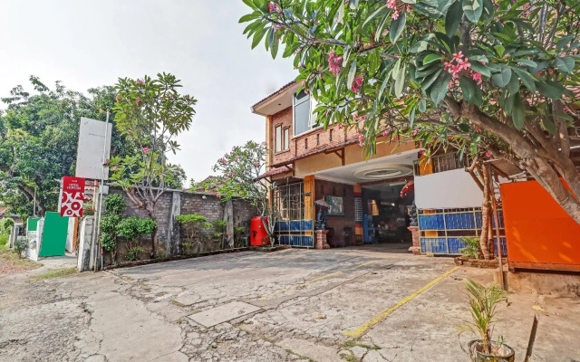 OYO 90408 Hotel Horton