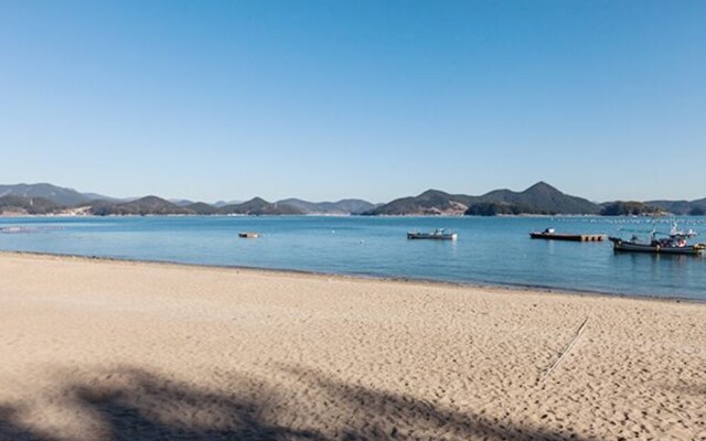 Tongyeong Ji and Park Pension