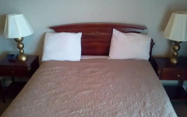 Golden Gate Lodging