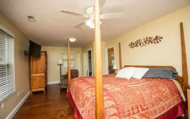 Cypress Ridge 4 Bedrooms 3 Bathrooms Home