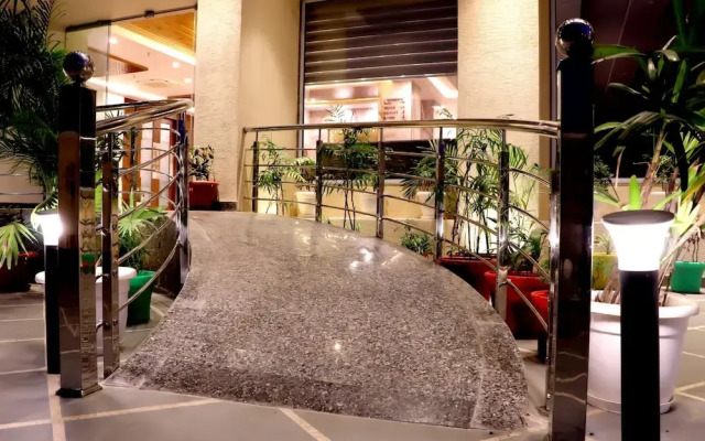Hotel Aarna