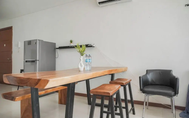 Spacious And Comfortable 2Br At Green Bay Condominium Apartment