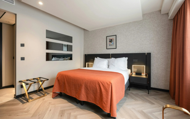 Hyllit Hotel