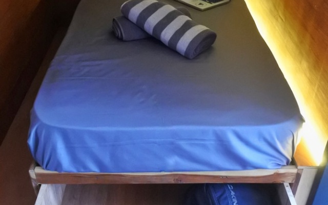 Kaniu Capsule Hostel – Guest Rooms – Kuta