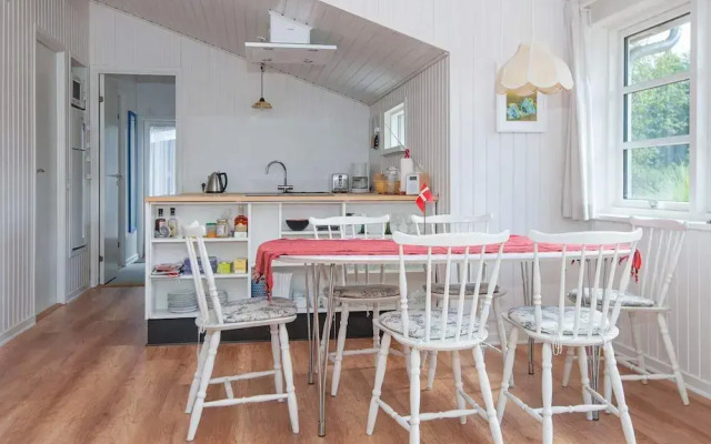 6 Person Holiday Home in Grenaa