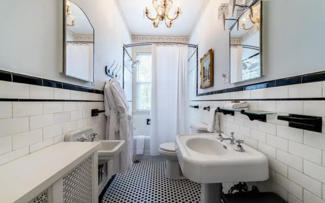 Hillcrest Mansion Inn