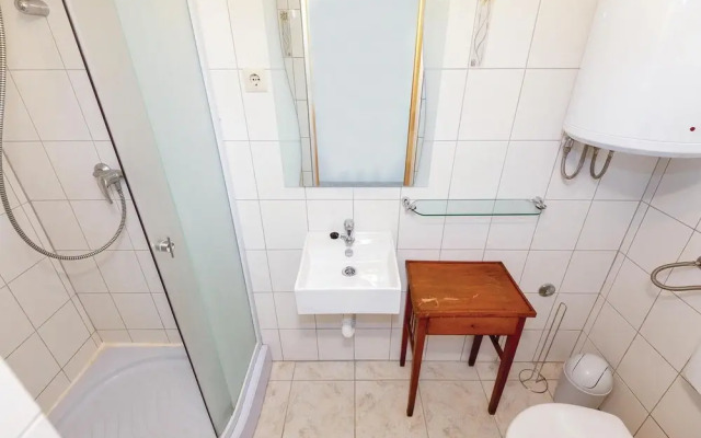 Awesome Home in Klenovica With Wifi and 2 Bedrooms