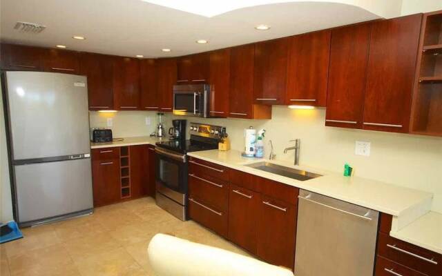 201-bydesign On The Beach I