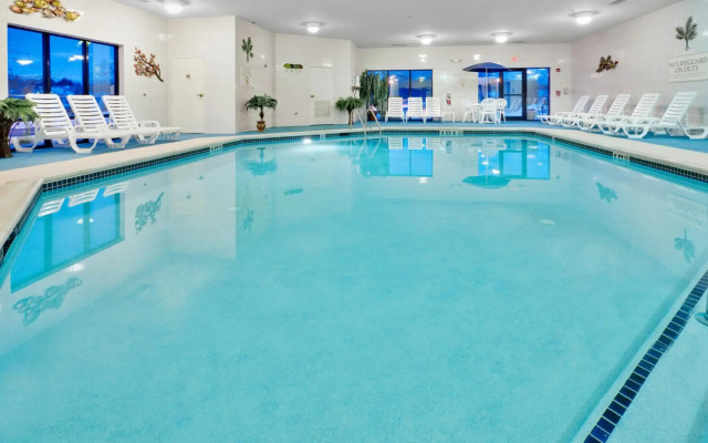 Holiday Inn Express Hotel & Suites Easton by IHG