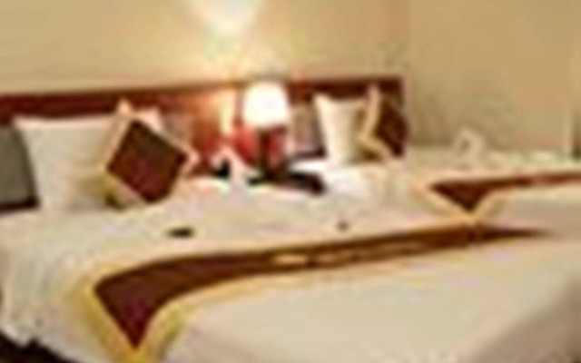 Riverside Hotel
