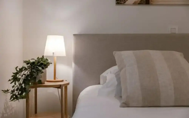 Bright Apartment in Sky Garden With Terrace