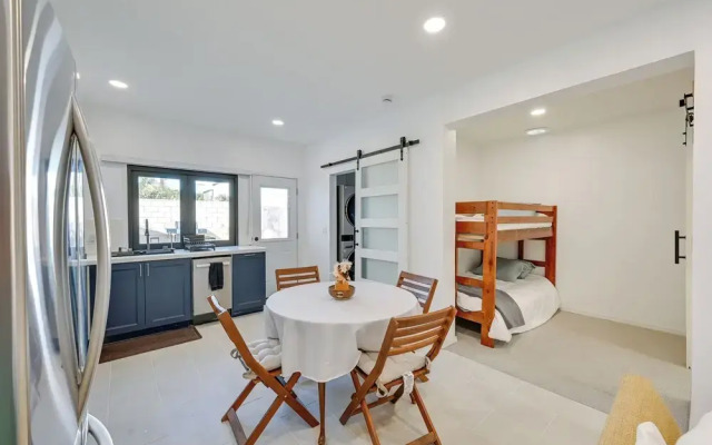 Walk to Beach - 'house Kitsune' in Oceanside!
