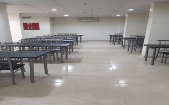 Durrat Al Ahbab Hotel