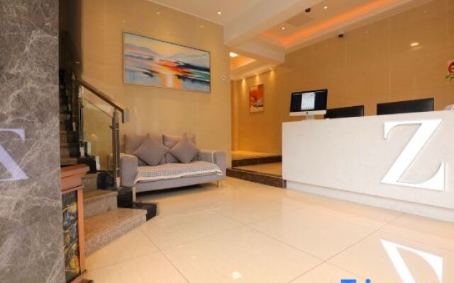 Zsmart Zhishang Hotel(Shanghai Zhenru Subway Station)