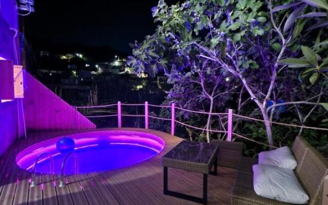 Aprosmeno Jacuzzi House 3 With Private Pool