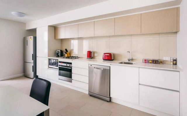 Hamilton Executive Apartments