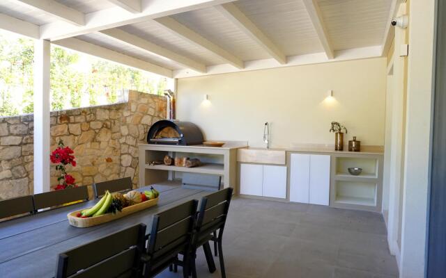 Villa Nucci With Hydromassage Pool