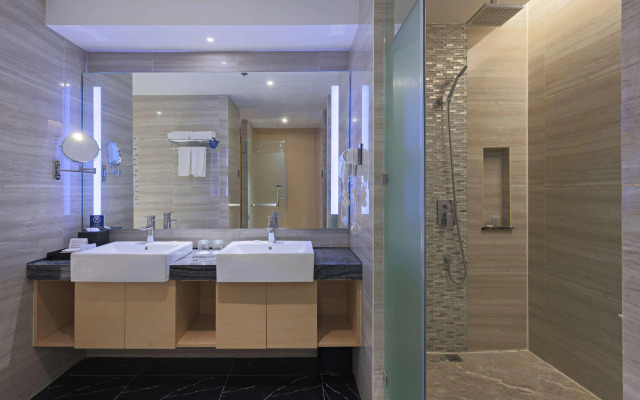 Best Western Plus Metro Clark