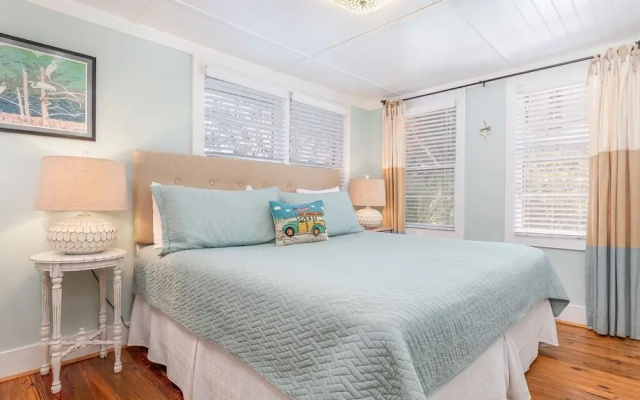 Mellow Yellow by Tybee Vacation Rentals