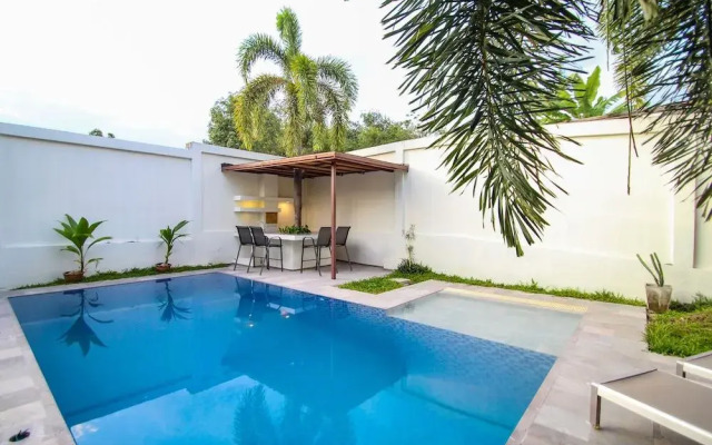 Resona Pool Villa by Aonanta Group