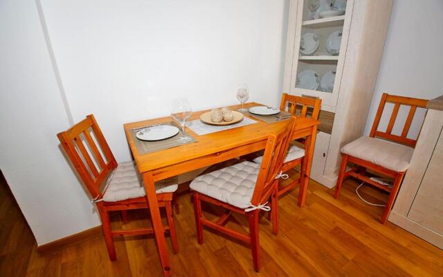 Turina Apartment -AC near beach