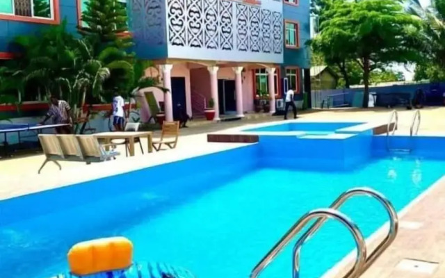 Dreamers Lodge