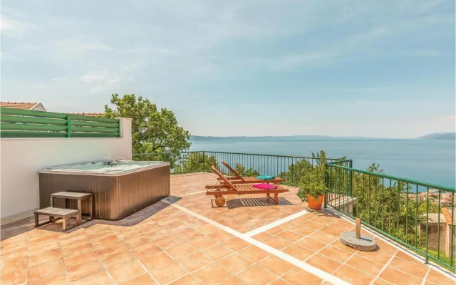 Two-Bedroom Holiday Home in Tucepi