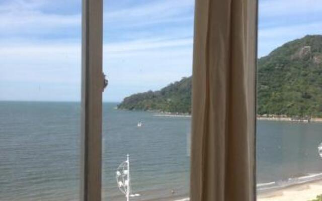 Apartamento beira-mar em Balneário Camboriú