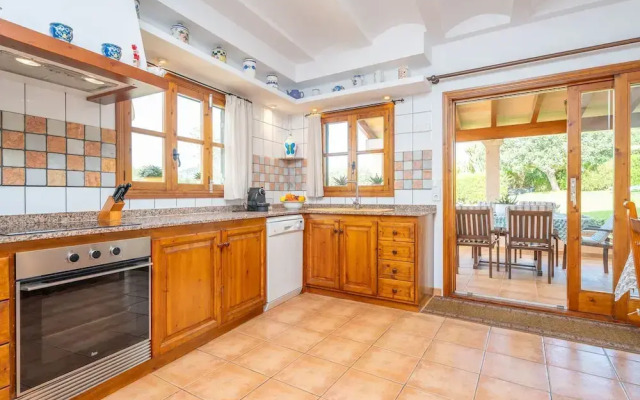 Reynes in Mallorca With 3 Bedrooms and 2 Bathrooms