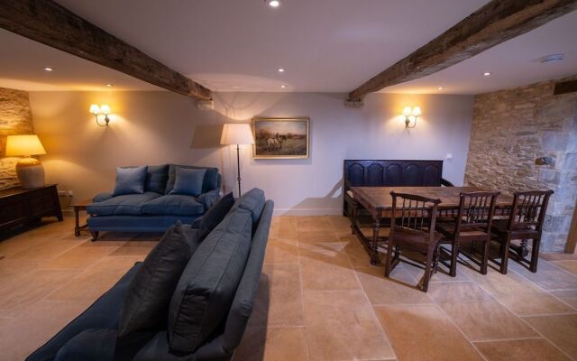 The Cotswolds Coach House