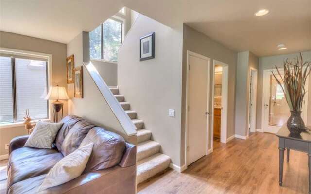 Eaglewood Condominium 16