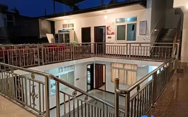 Yanqixuan Xiaoshe Homestay