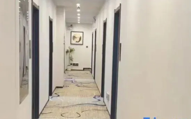Qingya Hotel