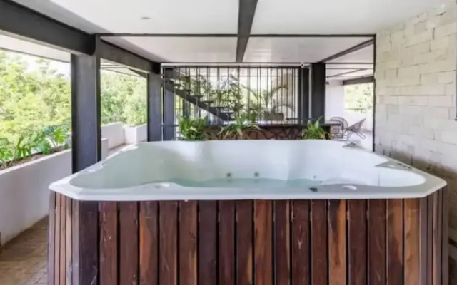 Supreme Jungle Holiday Home