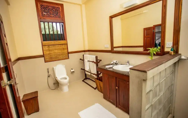 South Point Ocean - Whole Villa 8 Bedroom (Sleep 16)