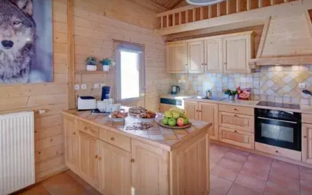 Chalet des Momes - OVO Network