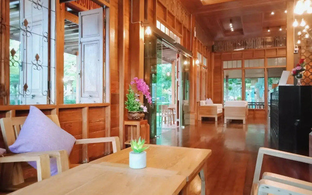 Keang Kluen Talay Resort