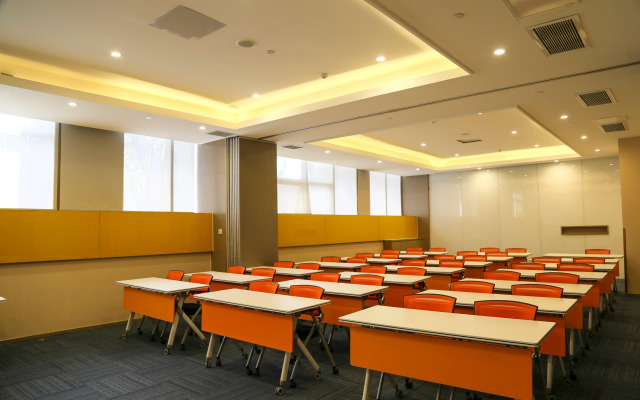Holiday Inn Express Chengdu Jinniu by IHG