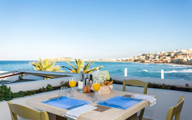 Cavo Seaside Suites