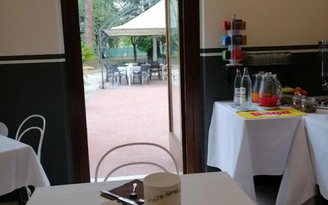 Villa Raffaello Park Hotel