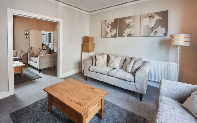 Host Stay Tigh-na-mara