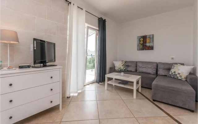 Holiday home Dobropoljana V