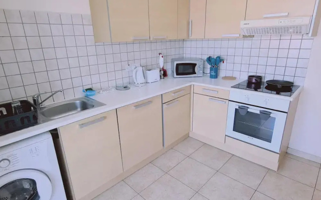 13 LCA - Stay Suncity Apartment