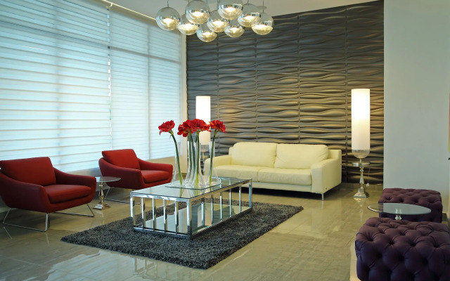 Aranjuez Hotel & Suites