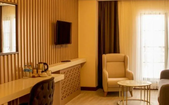 Eden's Hotel