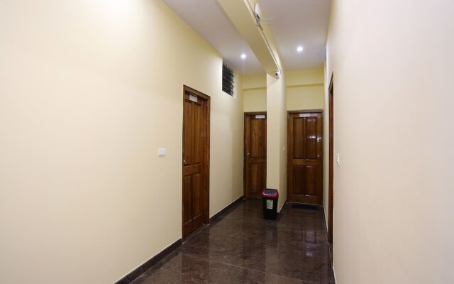 OYO 9414 Golden Nest